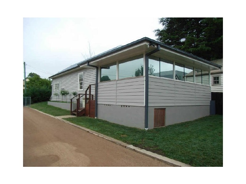 9 Garrett Street, Moss Vale NSW 2577