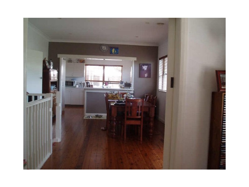 33 Railway Street, Moss Vale NSW 2577