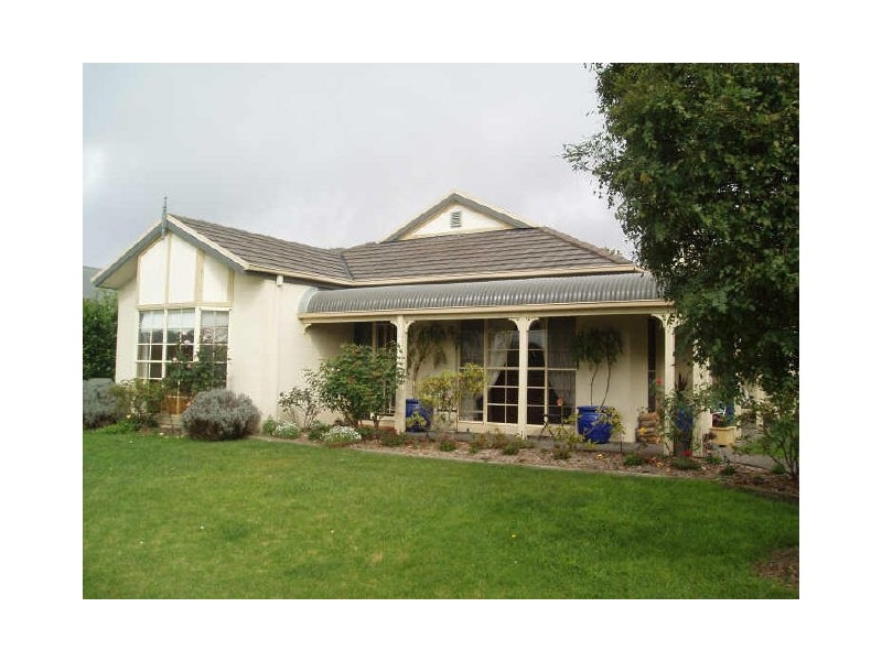 14 Victor Crescent, Moss Vale NSW 2577