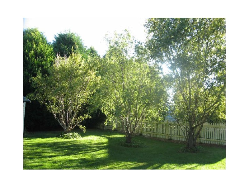 14 Victor Crescent, Moss Vale NSW 2577