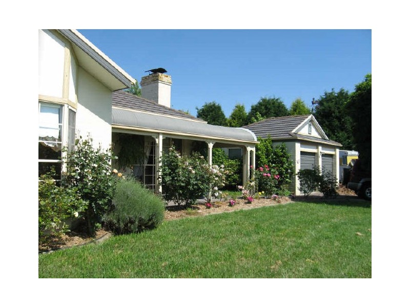 14 Victor Crescent, Moss Vale NSW 2577