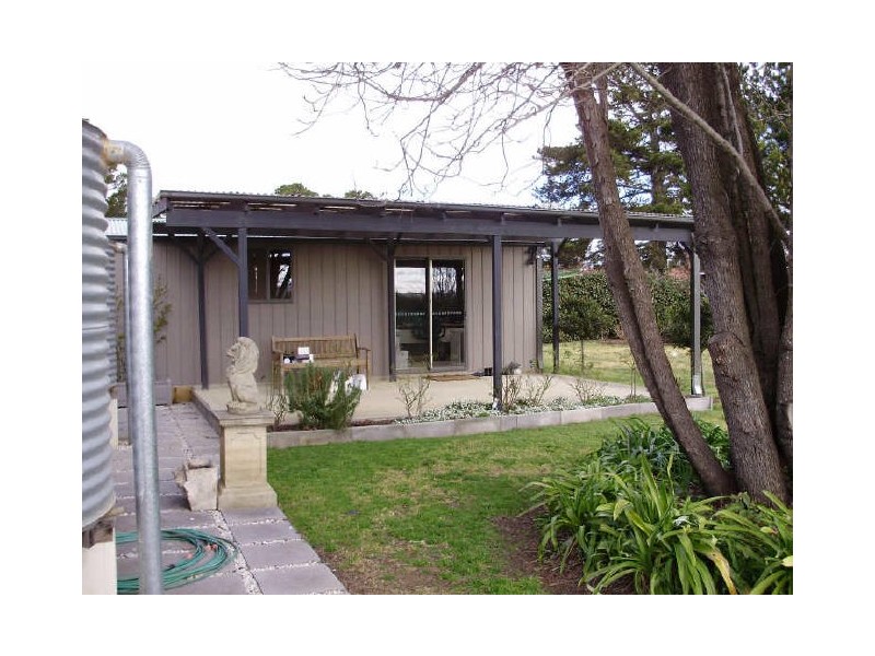 66 Beaconsifield Road, Moss Vale NSW 2577