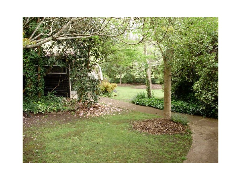 Wongaburra/19-21 Hill Road, Moss Vale NSW 2577