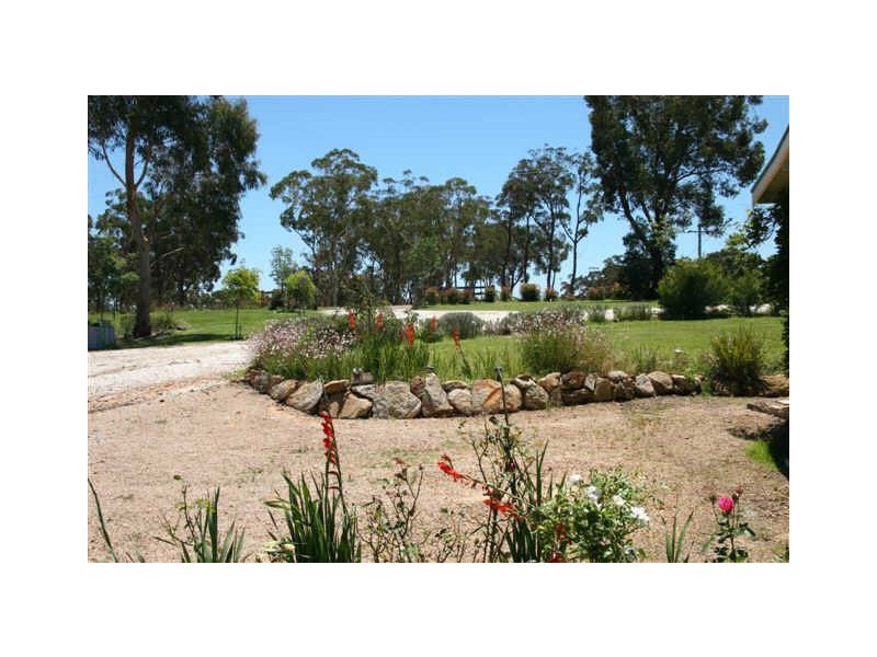 261 Redhills Road, Marulan NSW 2579