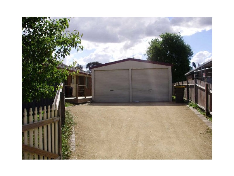 27 Willow Drive, Moss Vale NSW 2577