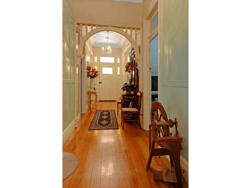 17 Arthur Street, Moss Vale NSW 2577