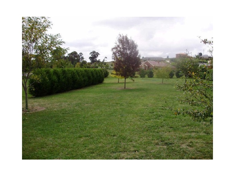 23 Watkins Drive, Moss Vale NSW 2577