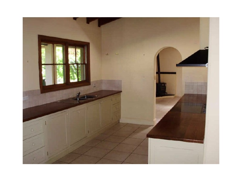 22 Crown  Street, Burrawang NSW 2577