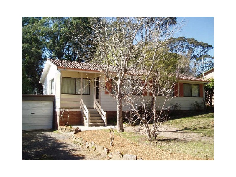 5 Lucas Street, Bundanoon NSW 2578