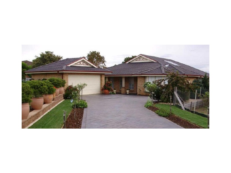 15 Blackwood Place, Robertson NSW 2577