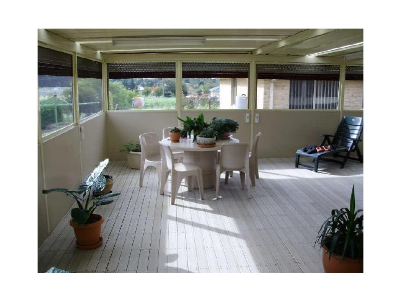 15 Blackwood Place, Robertson NSW 2577