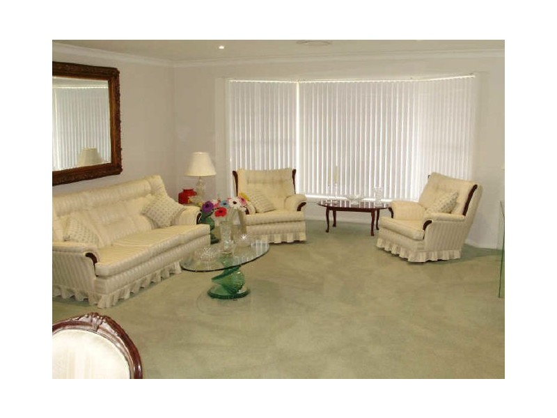 15 Blackwood Place, Robertson NSW 2577