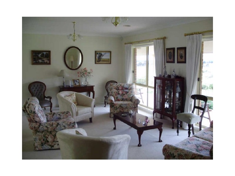 “Dunollie”/ Oldbury Road, Sutton Forest NSW 2577