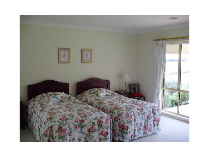 “Dunollie”/ Oldbury Road, Sutton Forest NSW 2577