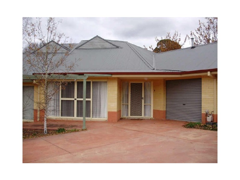 2/15 Mack Street, Moss Vale NSW 2577