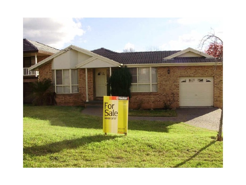 17 Paul Crescent, Moss Vale NSW 2577