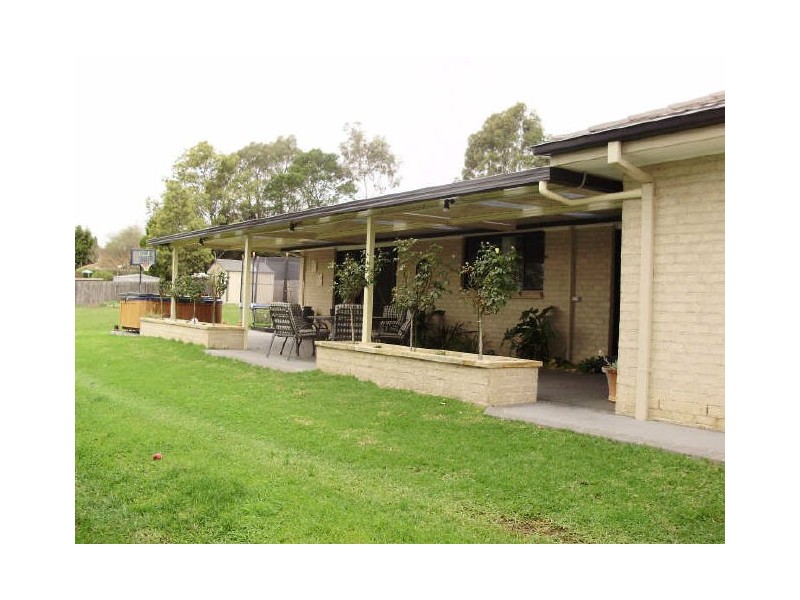 2 Dyson Place, Moss Vale NSW 2577