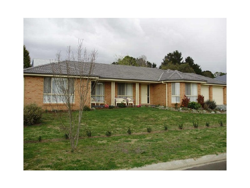 10a Stables Place, Moss Vale NSW 2577