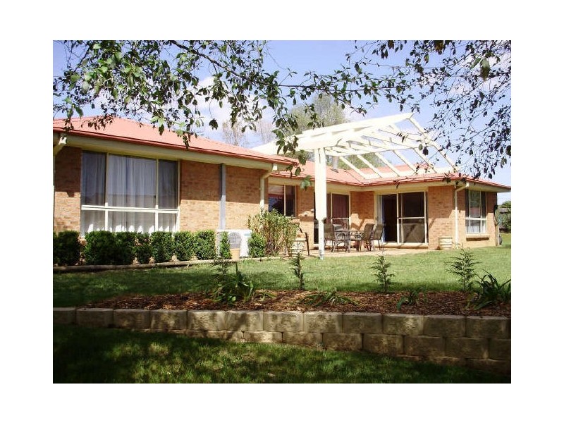 3 Dyson Place, Moss Vale NSW 2577