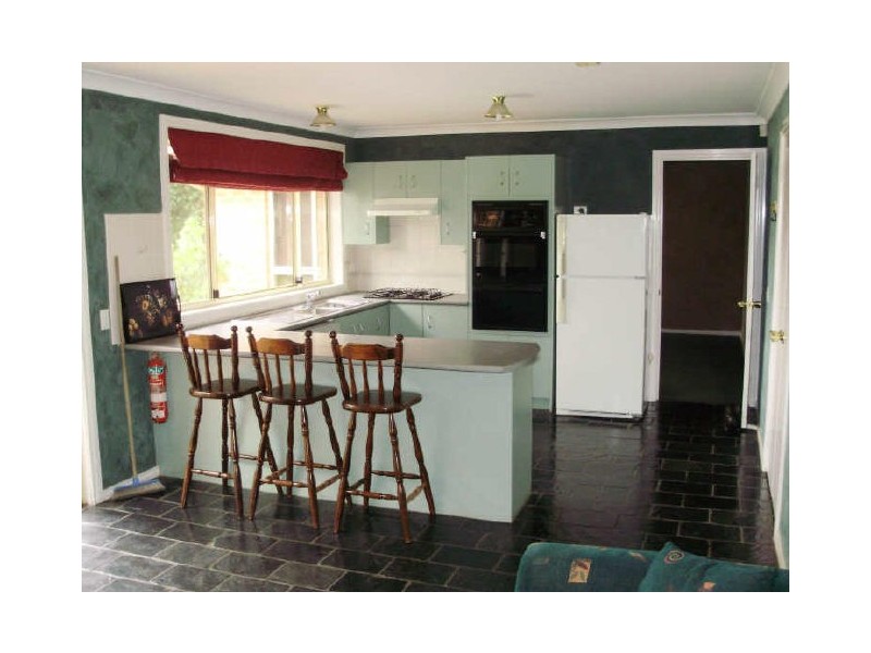 3 Dyson Place, Moss Vale NSW 2577