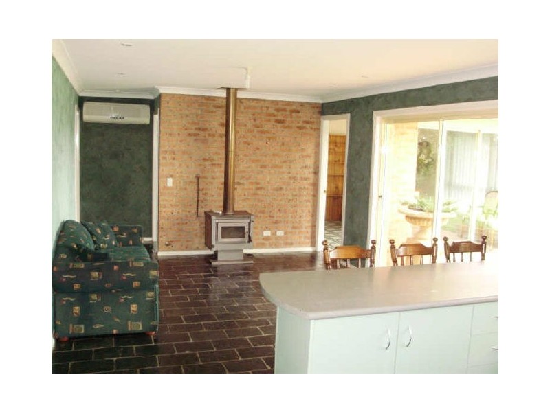 3 Dyson Place, Moss Vale NSW 2577