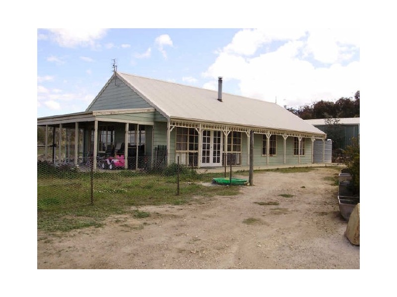 99 Tickner Valley Road, Marulan NSW 2579