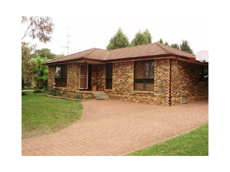 15 Koyong Close, Moss Vale NSW 2577