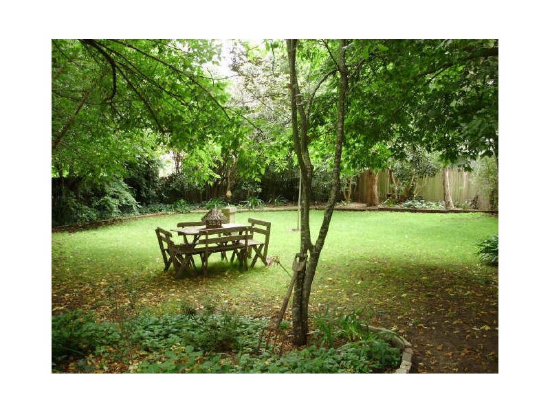 11 Elizabeth Street, Moss Vale NSW 2577