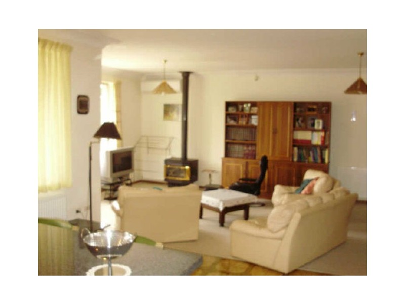 21 Philip Street, Burradoo NSW 2576