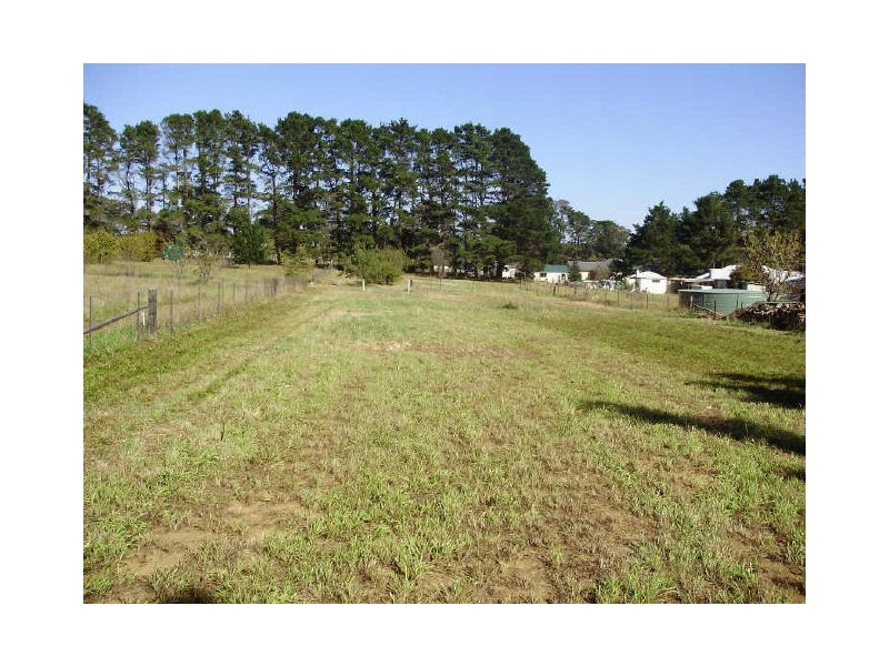 11 Camden Street, Wingello NSW 2579