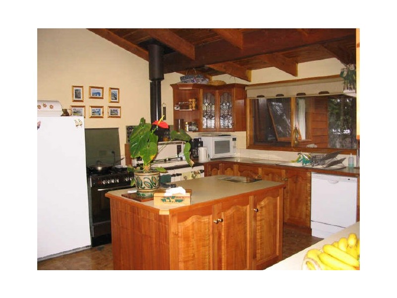 “Noonameena”/ Canyonleigh Rd, Canyonleigh NSW 2577