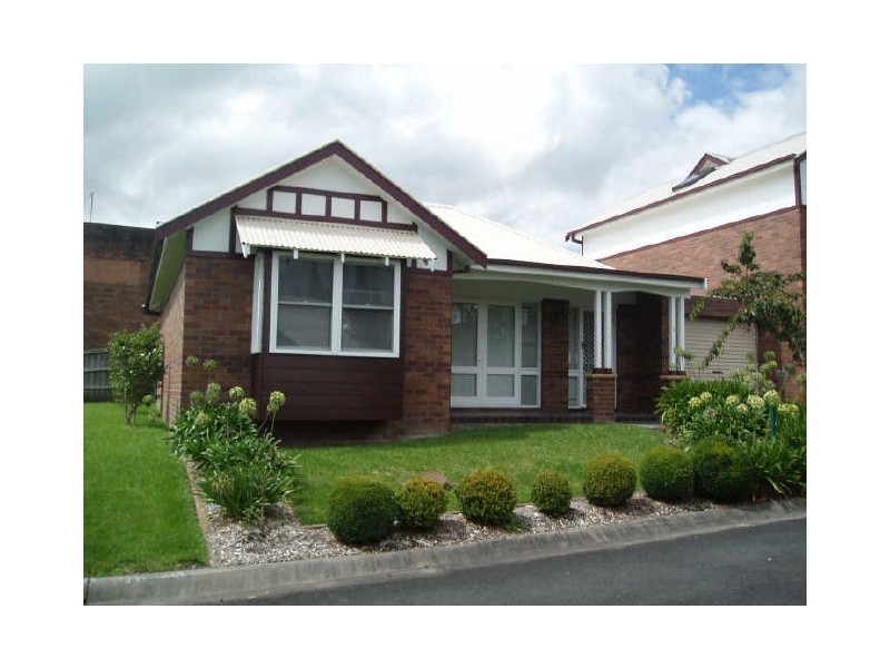1/58 Elizabeth Street, Moss Vale NSW 2577