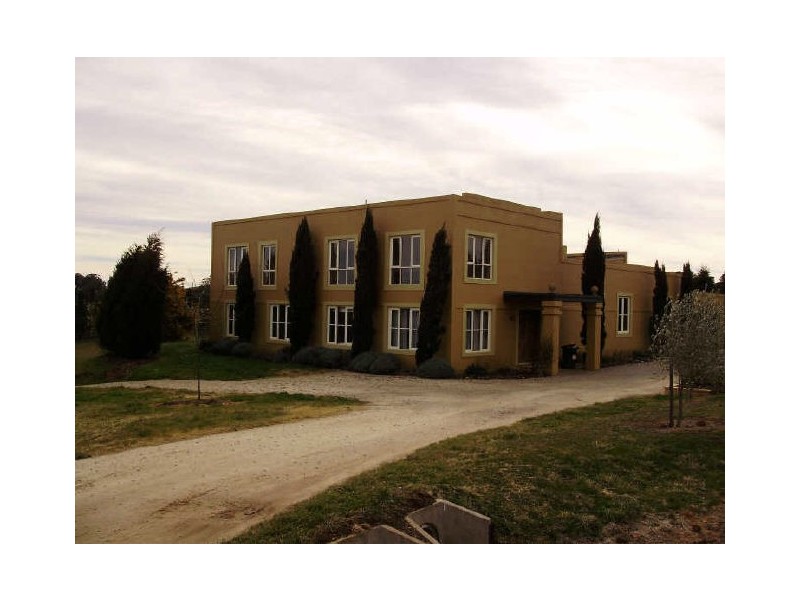 Villa Cinque/ Oxley Hill Road, Bowral NSW 2576