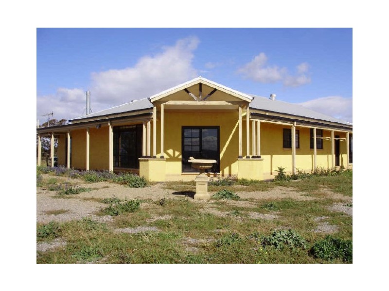 Redhills Road, Marulan NSW 2579