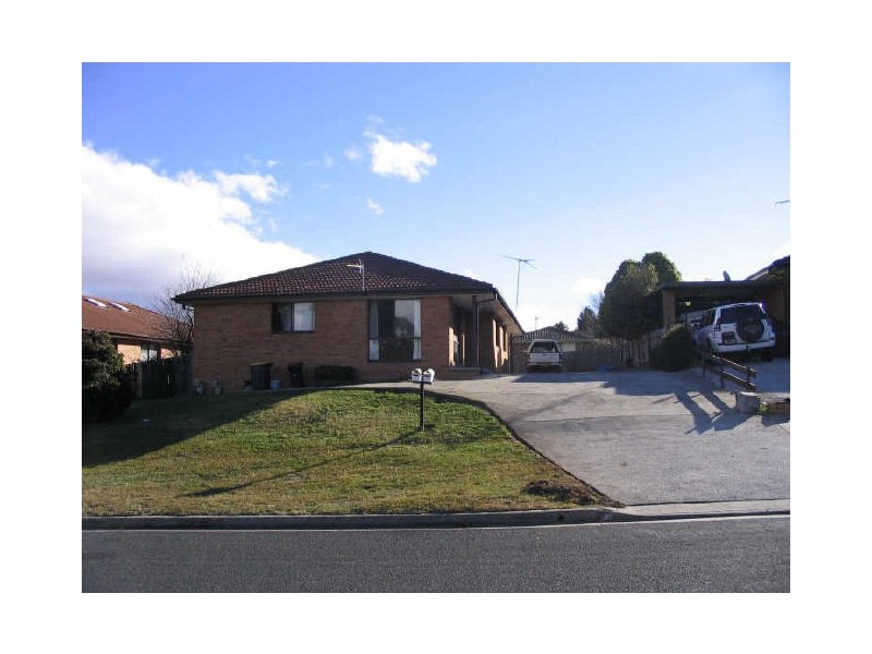 2/19 Willow Drive, Moss Vale NSW 2577