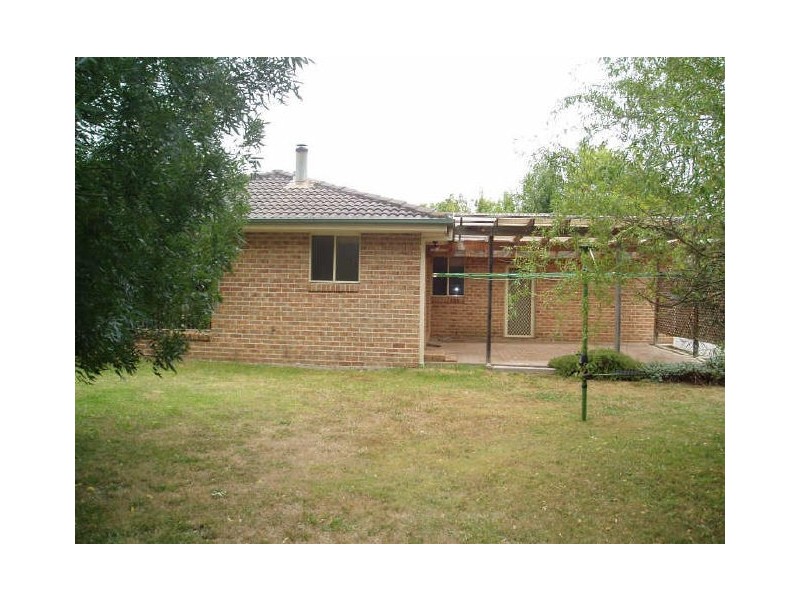 18 Janice Crescent, Moss Vale NSW 2577