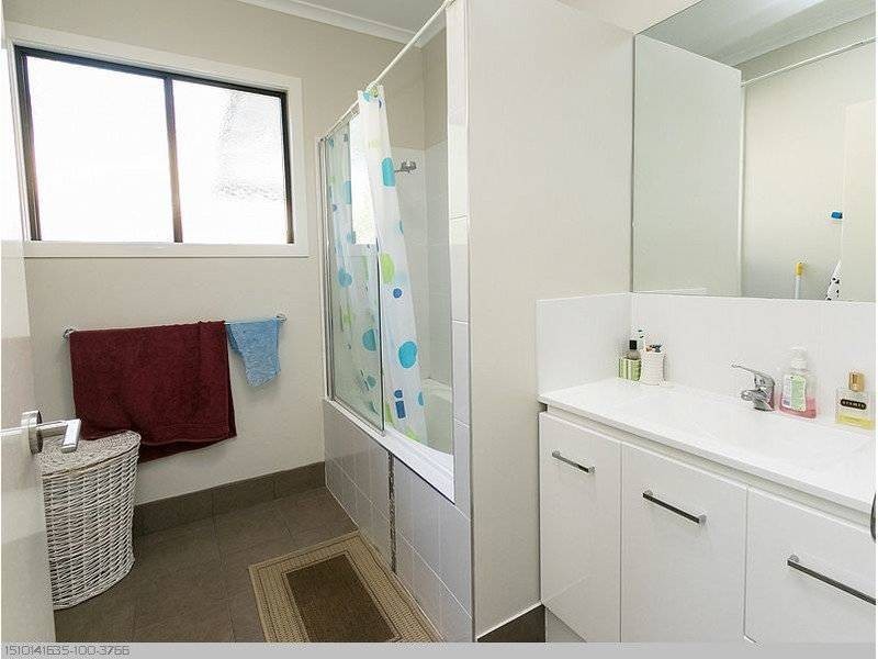 2/245 Albert Street, Maryborough QLD 4650