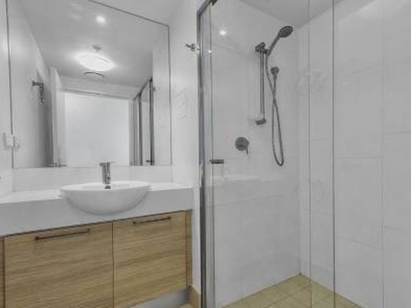 21403/8 Hercules Street, Hamilton QLD 4007