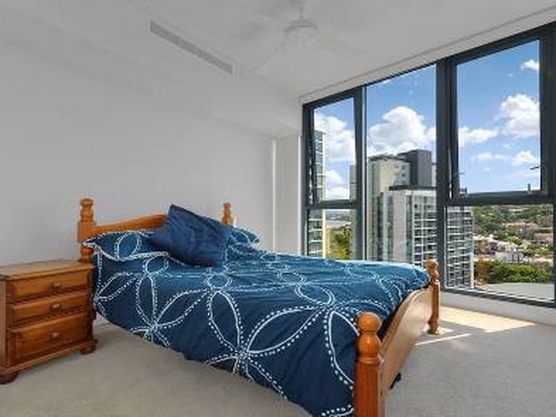 21403/8 Hercules Street, Hamilton QLD 4007