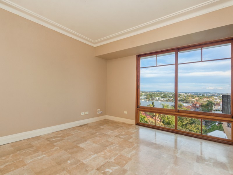 33 Langside Road, Hamilton QLD 4007