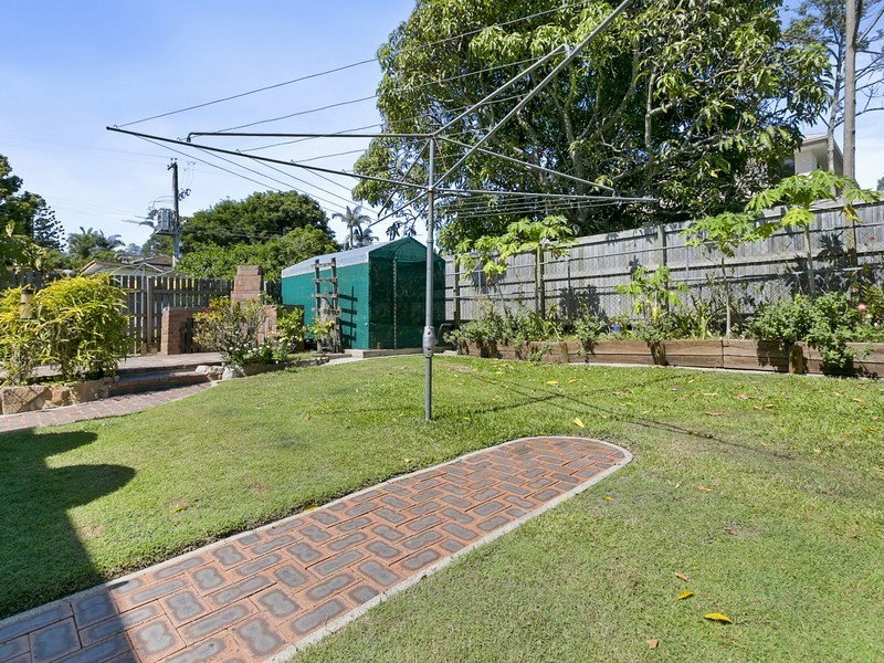 22 Vaucluse Street, Wavell Heights QLD 4012