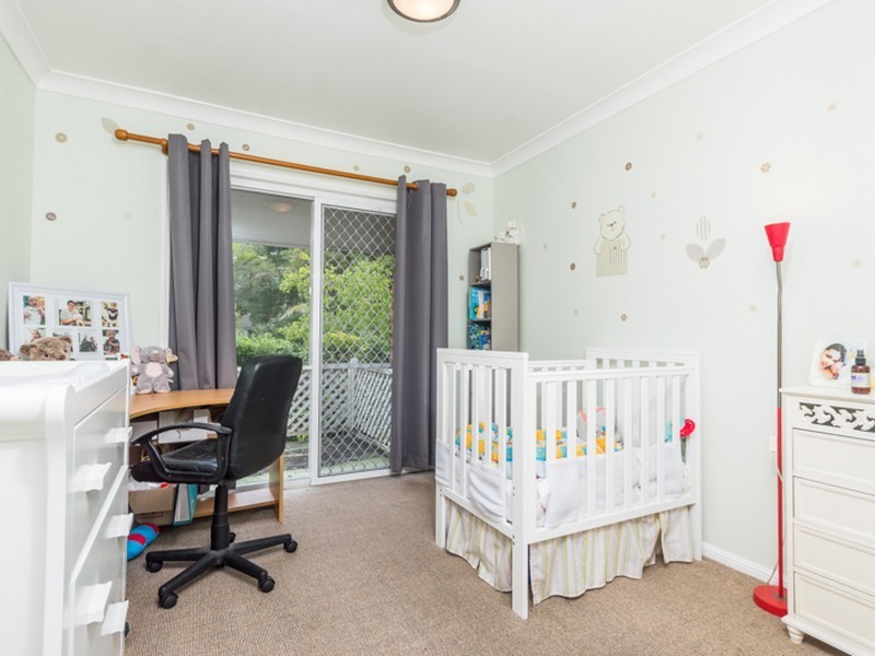 2/67 Brookfield Road, Kenmore QLD 4069