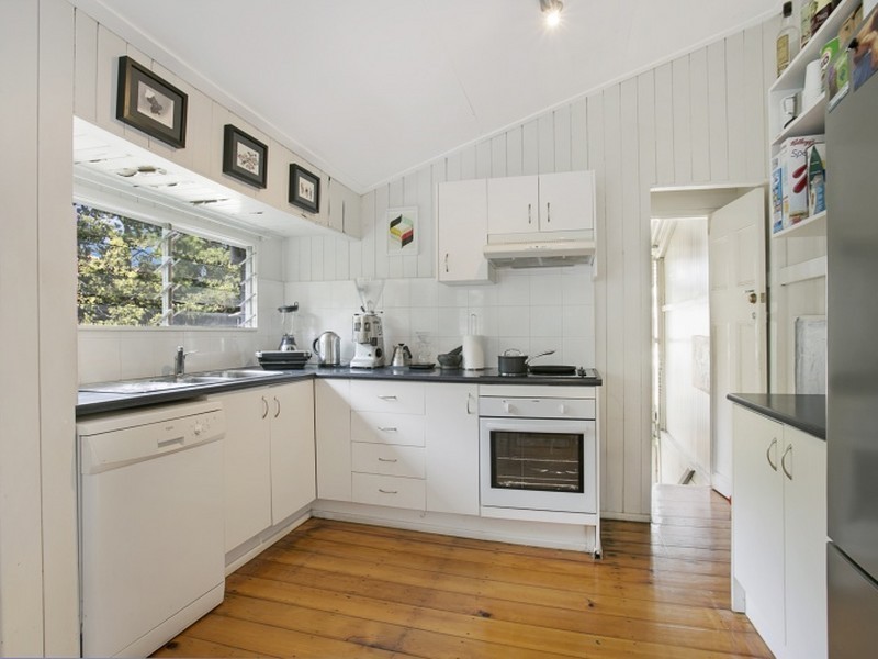 37 Park Avenue, Auchenflower QLD 4066