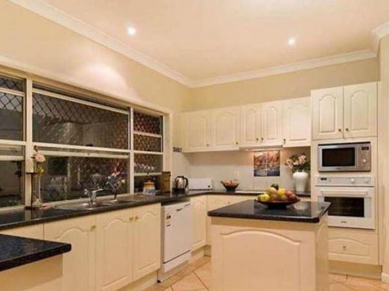 9 Chancery Close, Murrumba Downs QLD 4503