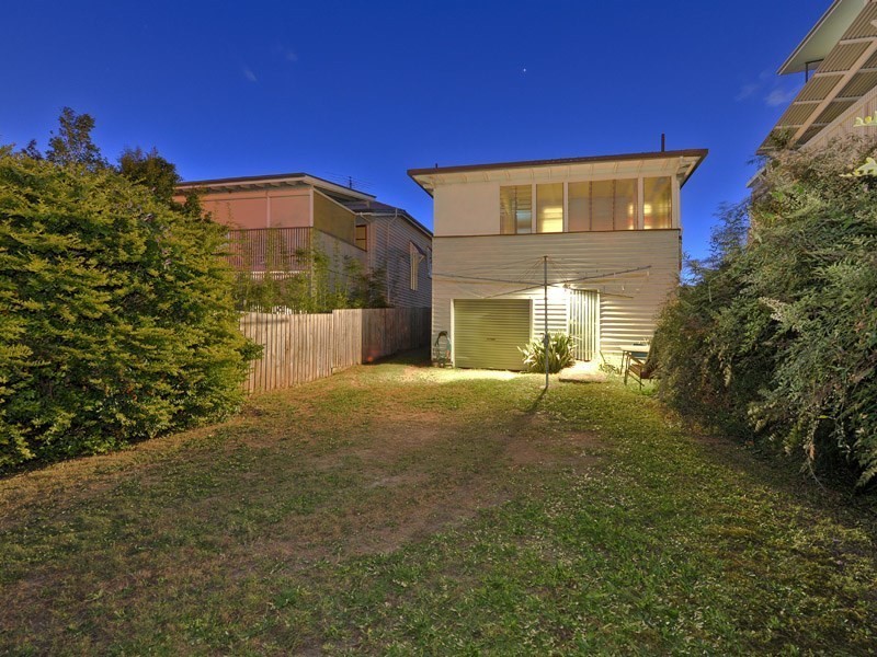 Unit 2/109 Victoria Street, Windsor QLD 4030