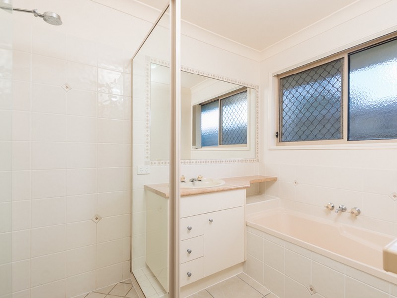 46 Finnegan Street, Rothwell QLD 4022