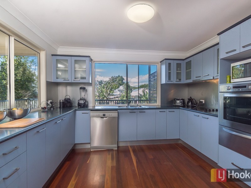 33a Station Avenue, Northgate QLD 4013