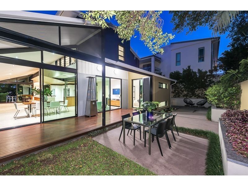 10 Kitchener Road, Ascot QLD 4007