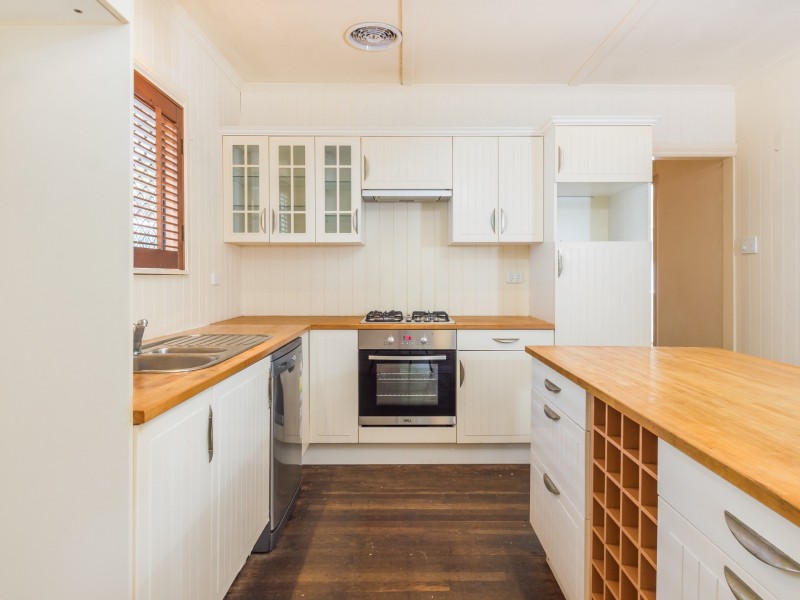 9 Wildman Street, Clayfield QLD 4011