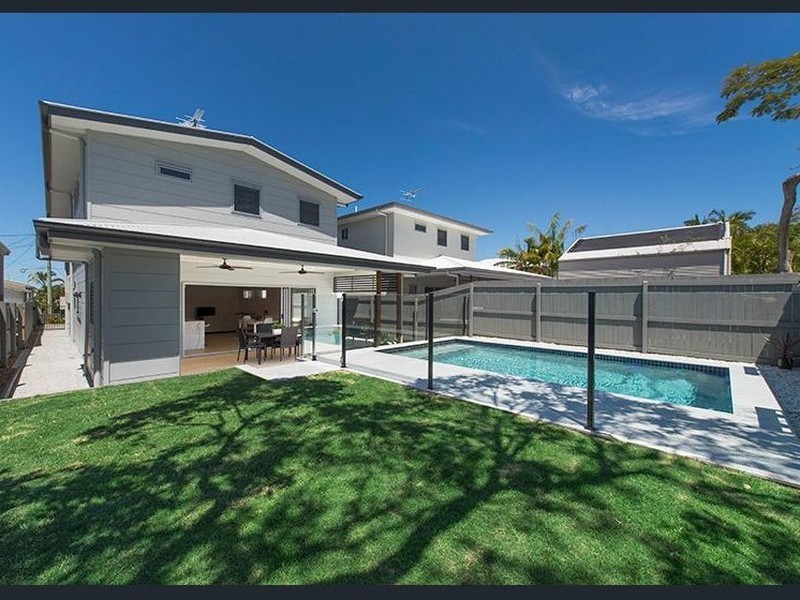 55 Shelley Street, Cannon Hill QLD 4170